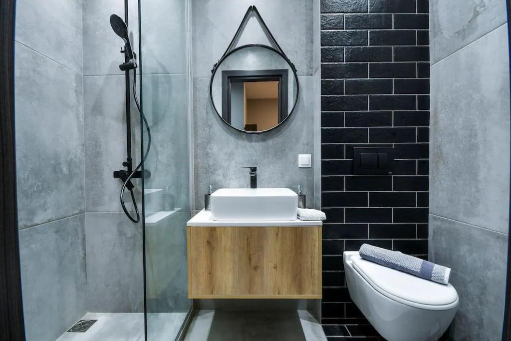 Ophelia Luxurious Suite #Tifhelexpo 塞萨洛尼基 外观 照片